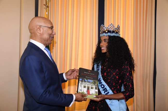His Excellency, Sir Patrick Allen and Miss World 2019, Toni-Ann Singh-min